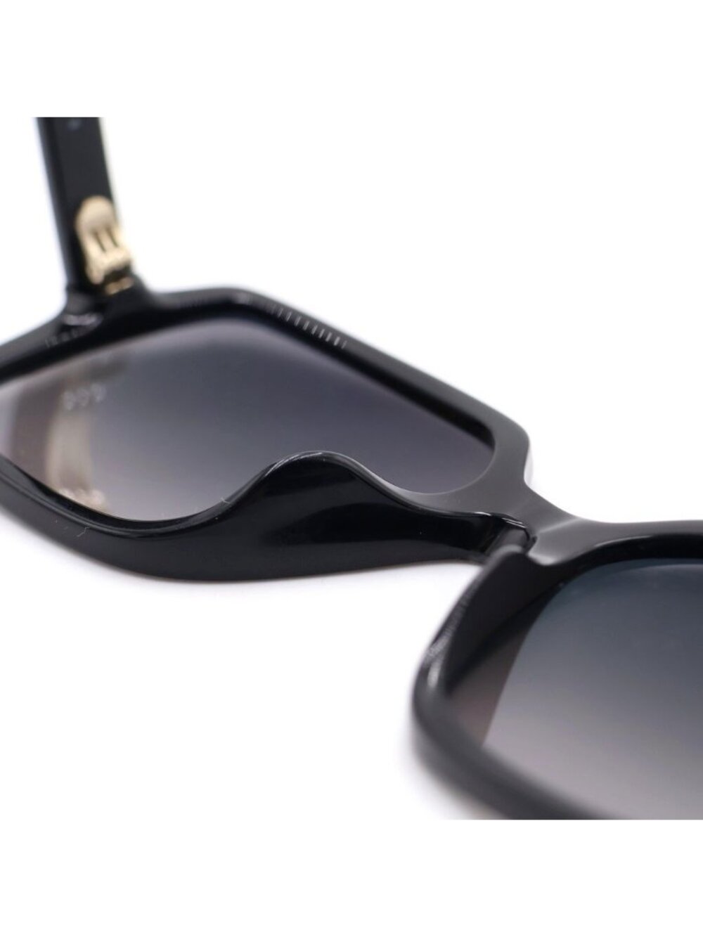 ★SOLD★ Chanel Polarized Sunglasses Squareshape Gold Logo Black Eyewear - Picture 5 of 6